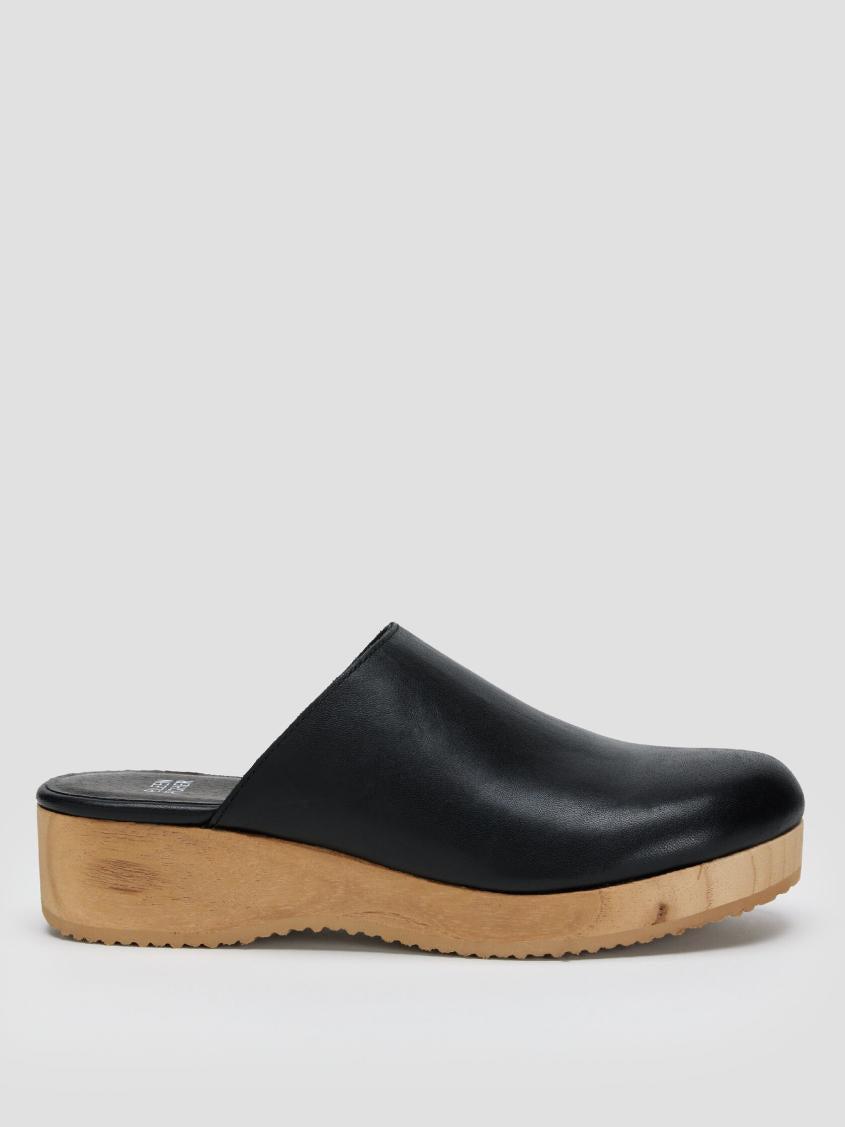 Eileen Fisher Shoes | Smooth Leather Clog Black - Women
